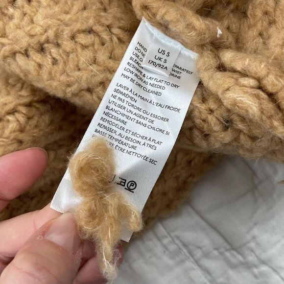 NWT Anthropologie Chunky Knit Cropped Tan Plush Sweater size Small - Picture 9 of 12
